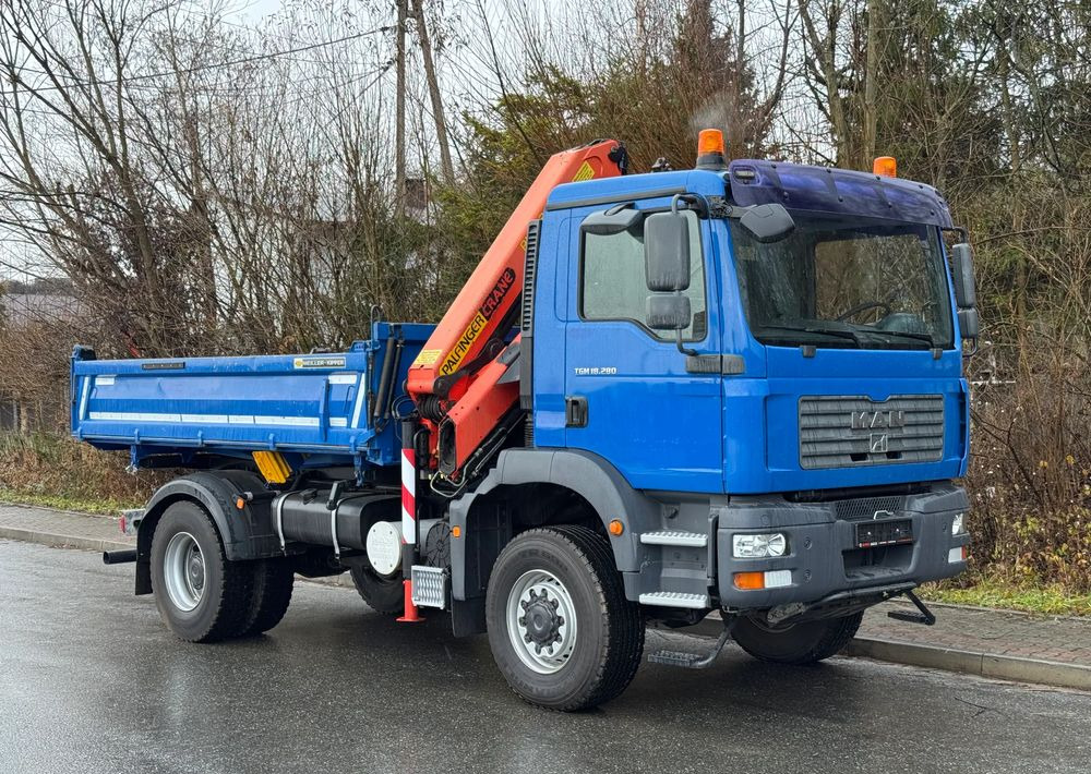 MAN * MAN 18 280 * Kiper Wywrotka * 4x4 * HDS Palfinger 120 STAN BARDZO DOBRY * Sprowadzony - 翻斗车:图2 MAN * MAN 18 280 * Kiper Wywrotka * 4x4 * HDS Palfinger 120 STAN BARDZO DOBRY * Sprowadzony - 翻斗车:图2