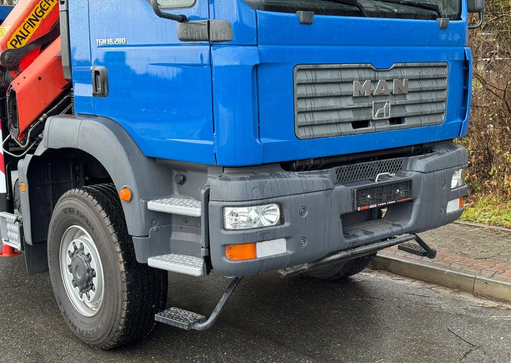 MAN * MAN 18 280 * Kiper Wywrotka * 4x4 * HDS Palfinger 120 STAN BARDZO DOBRY * Sprowadzony - 翻斗车:图3 MAN * MAN 18 280 * Kiper Wywrotka * 4x4 * HDS Palfinger 120 STAN BARDZO DOBRY * Sprowadzony - 翻斗车:图3