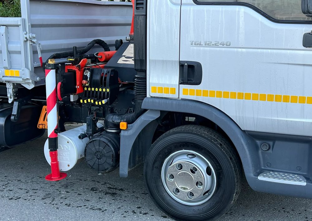 MAN MAN TGL 12-240 Kiper Wywrotka 4x2 Kran PALFINGER PK 12500 BARDZO DOBRY STAN - 翻斗车:图5 MAN MAN TGL 12-240 Kiper Wywrotka 4x2 Kran PALFINGER PK 12500 BARDZO DOBRY STAN - 翻斗车:图5