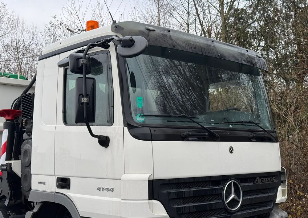 Mercedes-Benz * HDS Palfinger 150002 + FLY JIB PJ 170 * Mercedes Actros 8x6 * Dźwig * 40 TON * Wyciągarka * 35 Metrów * Kosz * - 起重车:图4 Mercedes-Benz * HDS Palfinger 150002 + FLY JIB PJ 170 * Mercedes Actros 8x6 * Dźwig * 40 TON * Wyciągarka * 35 Metrów * Kosz * - 起重车:图4