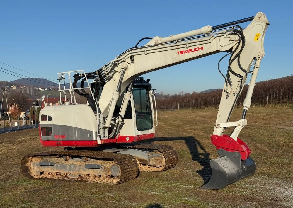 Takeuchi KOPARKA TAKEUCHI TB2150R 5100 MTH SPROWADZONA STAN PERFEKCYJNY - 履带式挖掘机:图2 Takeuchi KOPARKA TAKEUCHI TB2150R 5100 MTH SPROWADZONA STAN PERFEKCYJNY - 履带式挖掘机:图2