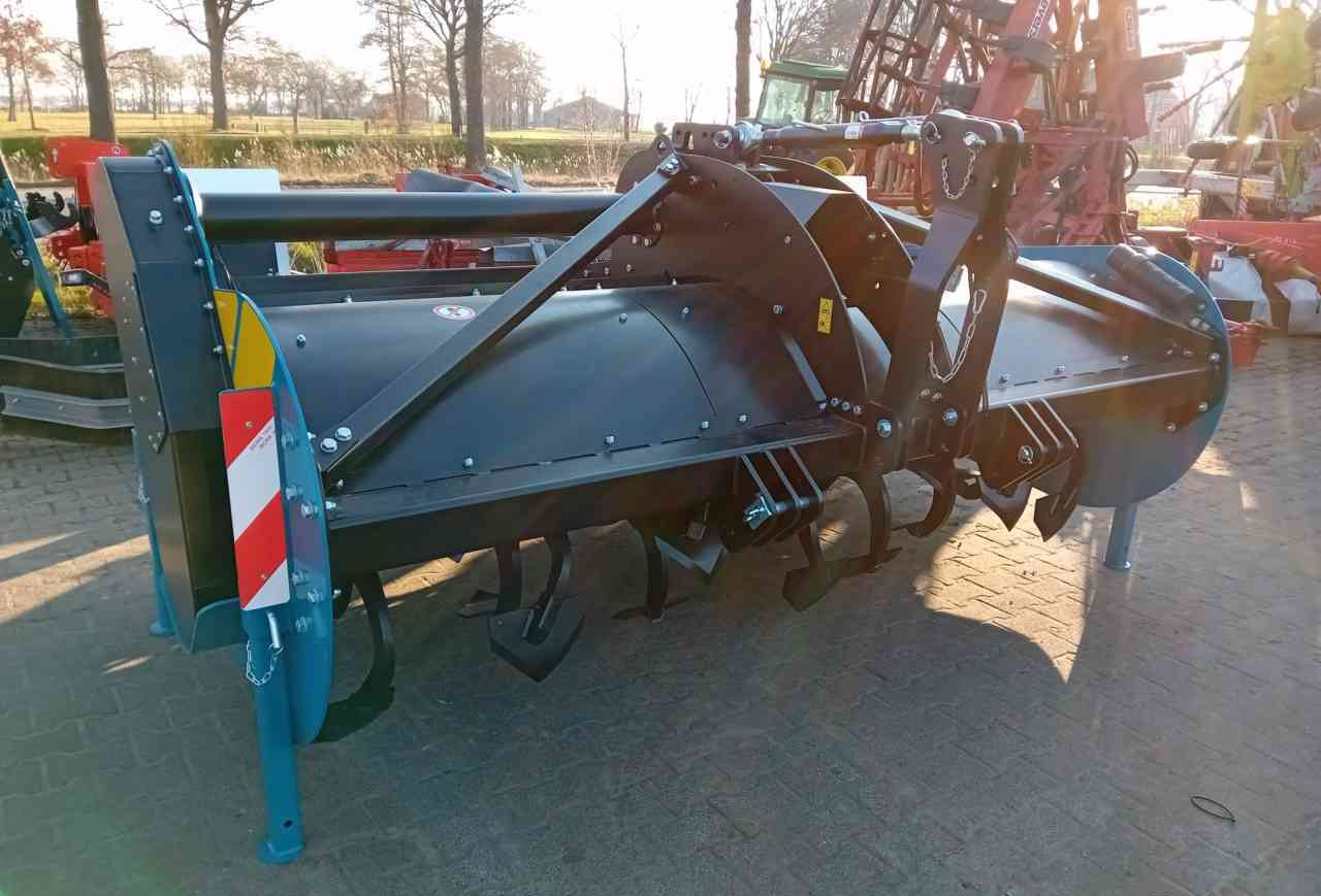 Imants 38SX spitmachine - 土壤耕作设备:图2 Imants 38SX spitmachine - 土壤耕作设备:图2