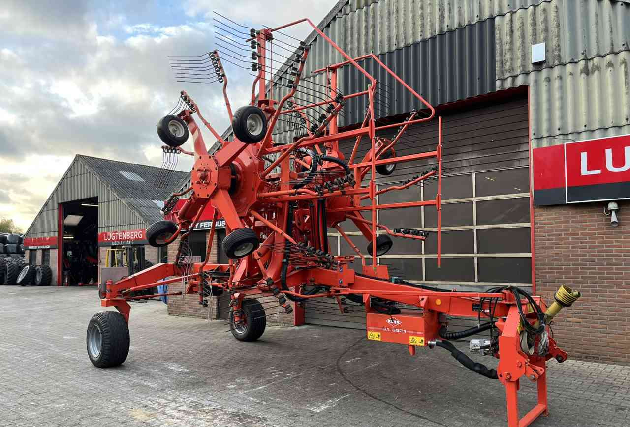 Kuhn GA 8521 zwadhark zwiller rugger rake weidebouwmachines - 翻草机/ 搂草机:图2 Kuhn GA 8521 zwadhark zwiller rugger rake weidebouwmachines - 翻草机/ 搂草机:图2