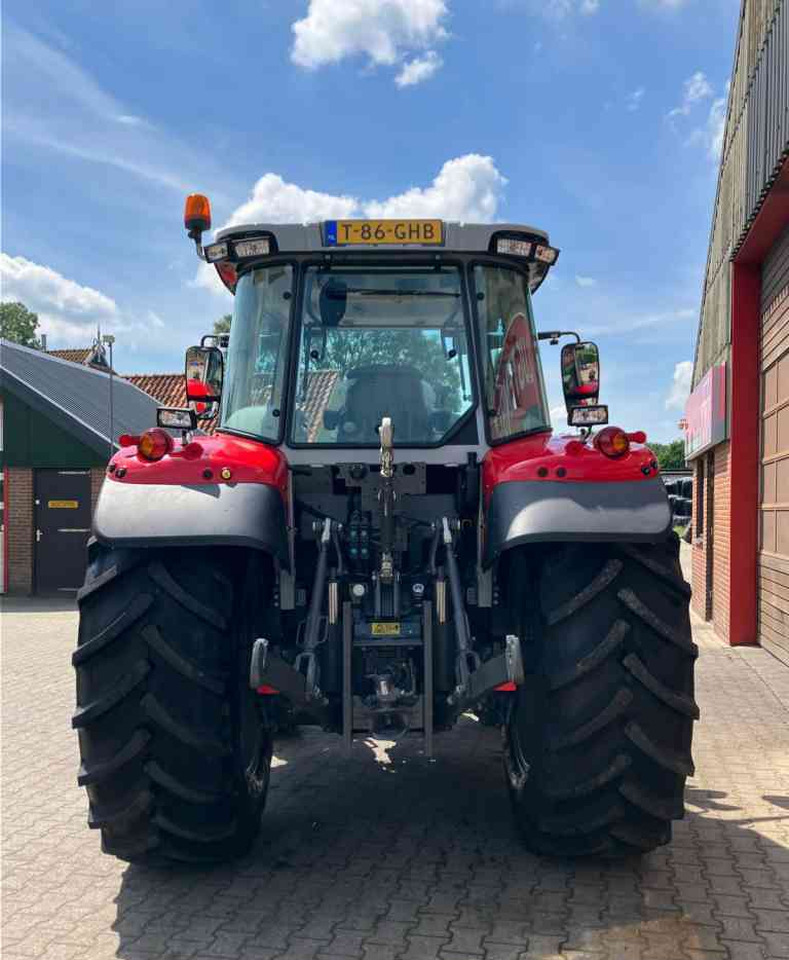 Massey Ferguson 5S.125 Dyna-4 Essential tractoren. - 拖拉机:图5 Massey Ferguson 5S.125 Dyna-4 Essential tractoren. - 拖拉机:图5