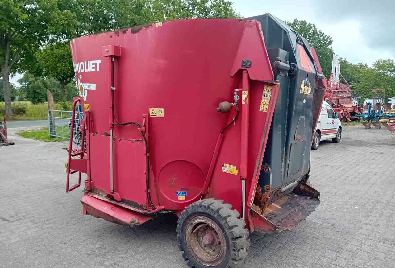 Trioliet Gigant 900 voermengwagen - 饲料搅拌车:图2 Trioliet Gigant 900 voermengwagen - 饲料搅拌车:图2