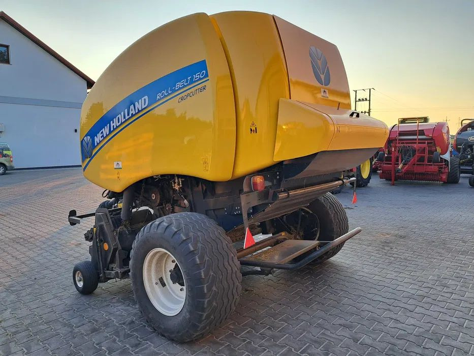 New Holland ROLL-BELT 150 cropcutter - 圆形打包机:图4 New Holland ROLL-BELT 150 cropcutter - 圆形打包机:图4