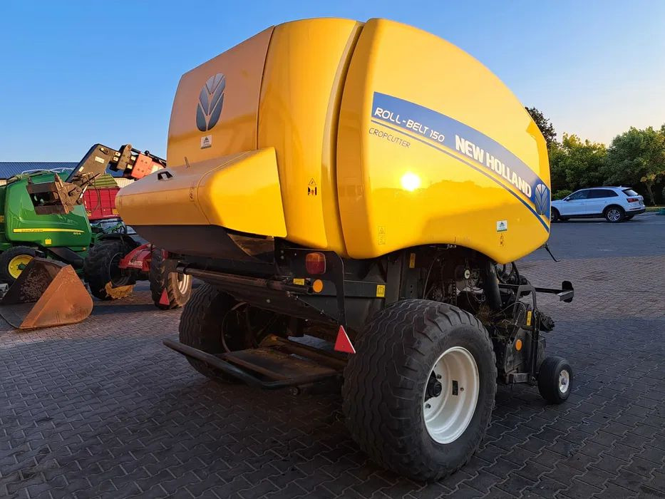 New Holland ROLL-BELT 150 cropcutter - 圆形打包机:图3 New Holland ROLL-BELT 150 cropcutter - 圆形打包机:图3