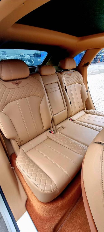 汽车 Bentley BENTAYGA 6.0 W12:图13 汽车 Bentley BENTAYGA 6.0 W12:图13