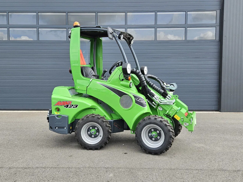 Avant 423 TDL+ Mini-shovel - 紧凑型轨道装载机:图2 Avant 423 TDL+ Mini-shovel - 紧凑型轨道装载机:图2
