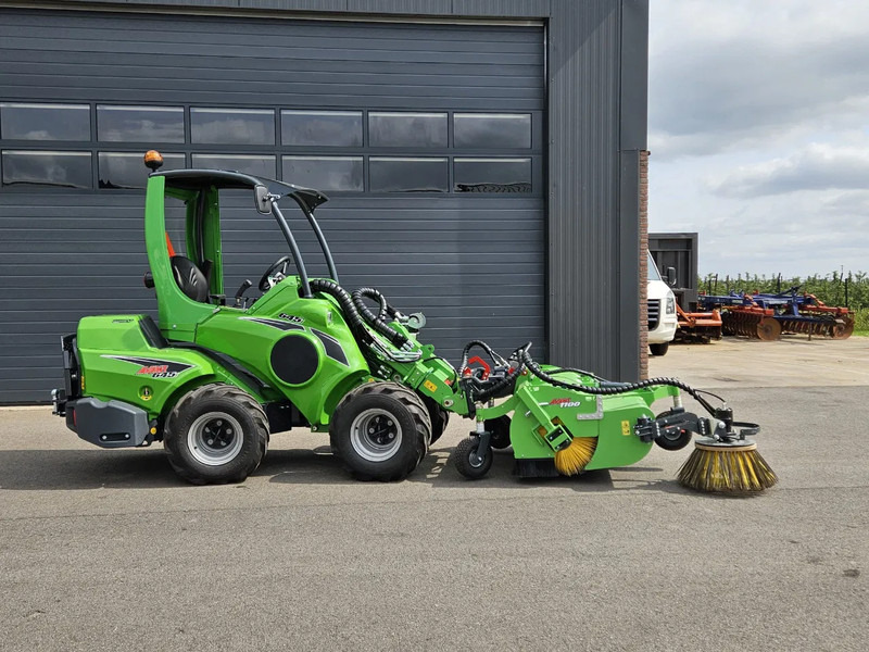 Avant 645i Rental mini-shovel - 紧凑型轨道装载机:图2 Avant 645i Rental mini-shovel - 紧凑型轨道装载机:图2