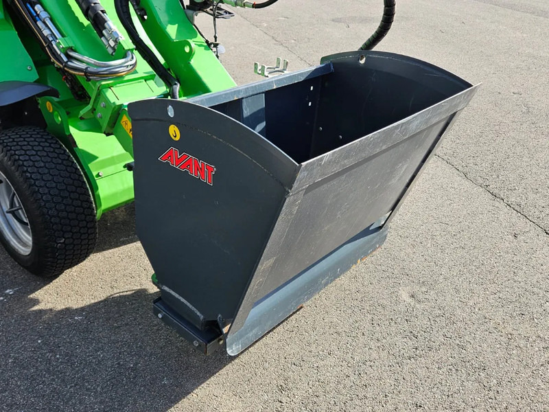 Avant 900 Zand- en zoutstrooier - 附件 适用于 农业机械:图1 Avant 900 Zand- en zoutstrooier - 附件 适用于 农业机械:图1