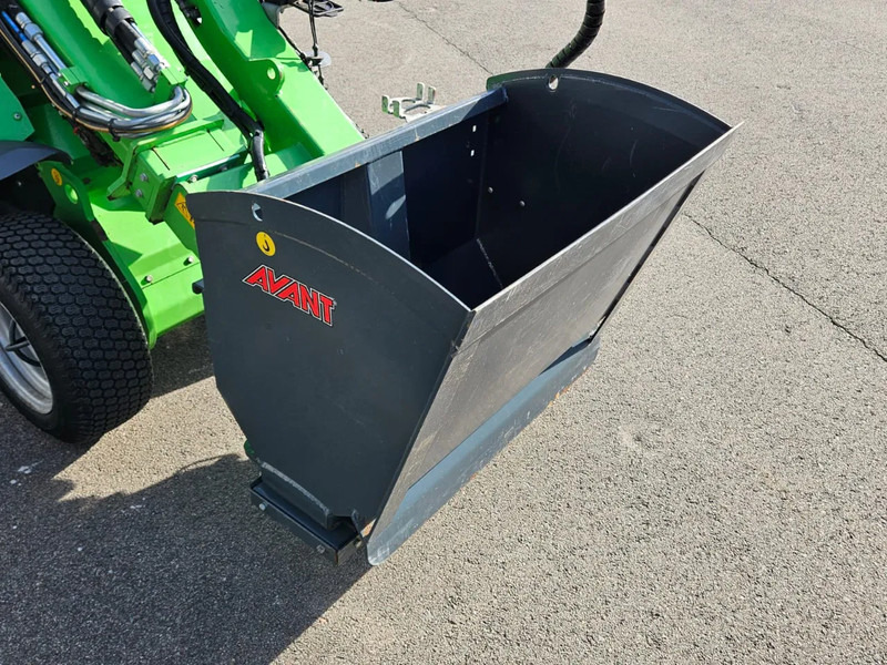 Avant 900 Zand- en zoutstrooier - 附件 适用于 农业机械:图5 Avant 900 Zand- en zoutstrooier - 附件 适用于 农业机械:图5