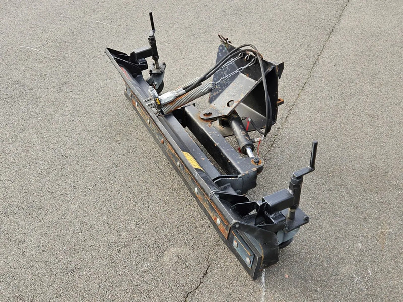 Avant Dozerblad / Sneeuwschuif - 附件 适用于 农业机械:图4 Avant Dozerblad / Sneeuwschuif - 附件 适用于 农业机械:图4