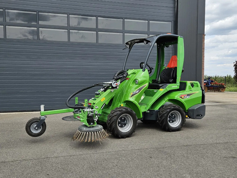 紧凑型轨道装载机 Avant E527 Rental mini-shovel：图7