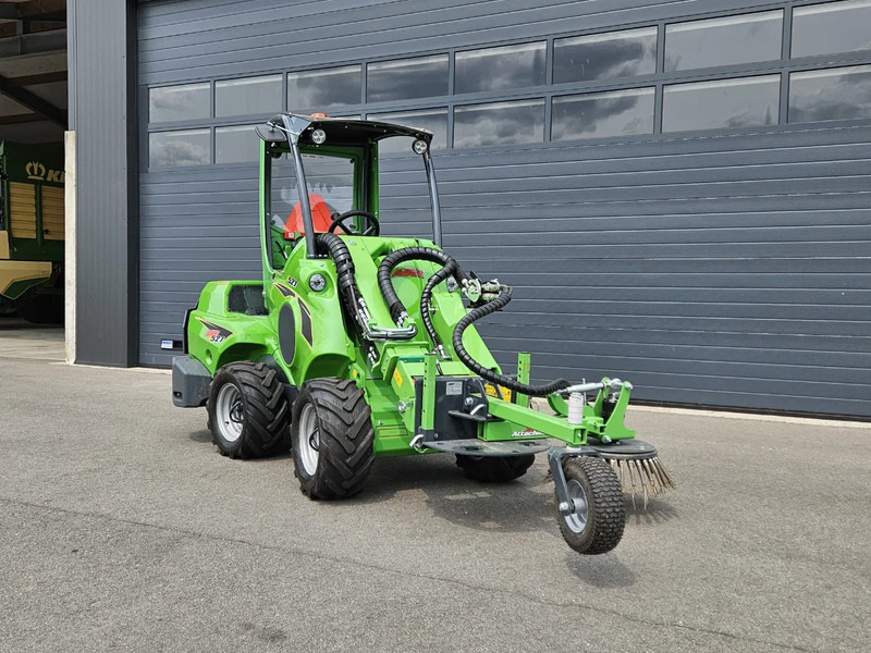 紧凑型轨道装载机 Avant E527 Rental mini-shovel：图10