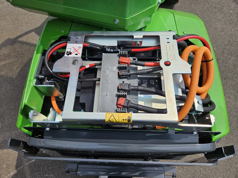 紧凑型轨道装载机 Avant E527 Rental mini-shovel：图20