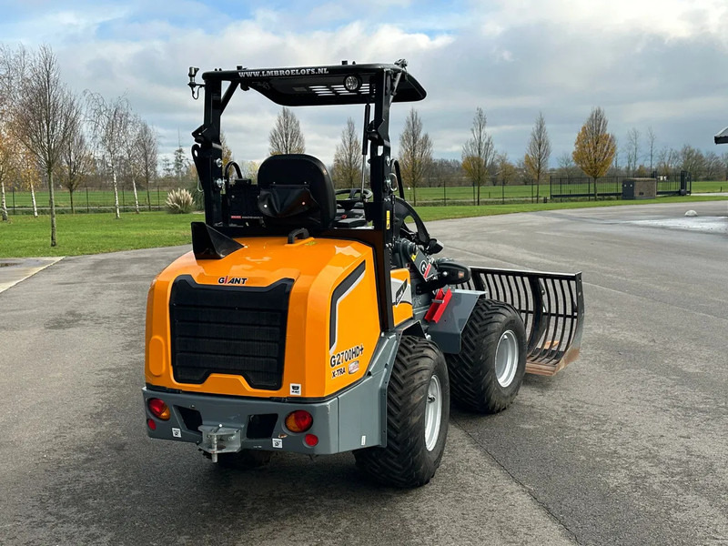 Giant G2700HD+ - 紧凑型轨道装载机:图4 Giant G2700HD+ - 紧凑型轨道装载机:图4