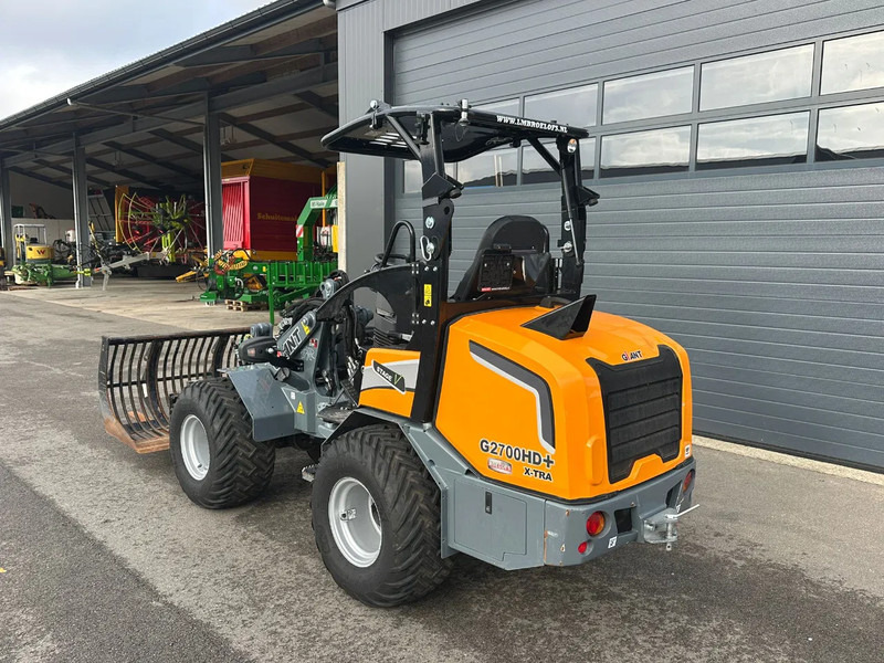 Giant G2700HD+ - 紧凑型轨道装载机:图5 Giant G2700HD+ - 紧凑型轨道装载机:图5