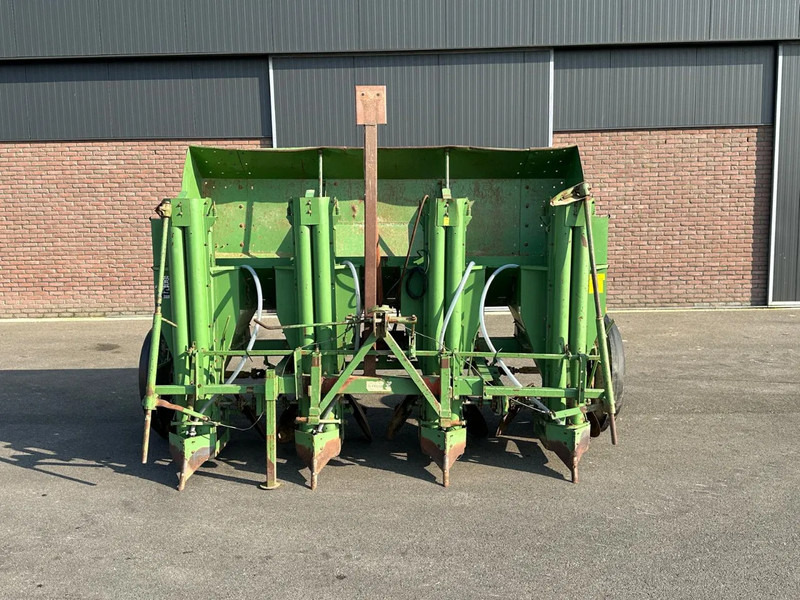 Hassia GLB4D - 马铃薯种植机:图2 Hassia GLB4D - 马铃薯种植机:图2