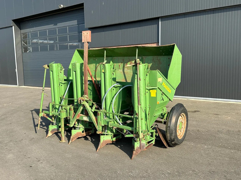 Hassia GLB4D - 马铃薯种植机:图1 Hassia GLB4D - 马铃薯种植机:图1