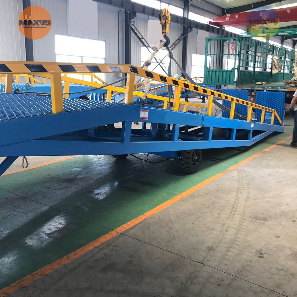 Maxus Mobilna Rampa załadunkowa 10ton/NEW mobile loading ramp with a capacity of 10 tons/NEUE mobile Ladebühne mit einer Kapazität von 10 Tonnen/Rampă mobilă de încărcare nouă cu capacitate de 10 tone/Maxus - 装载坡道:图1 Maxus Mobilna Rampa załadunkowa 10ton/NEW mobile loading ramp with a capacity of 10 tons/NEUE mobile Ladebühne mit einer Kapazität von 10 Tonnen/Rampă mobilă de încărcare nouă cu capacitate de 10 tone/Maxus - 装载坡道:图1