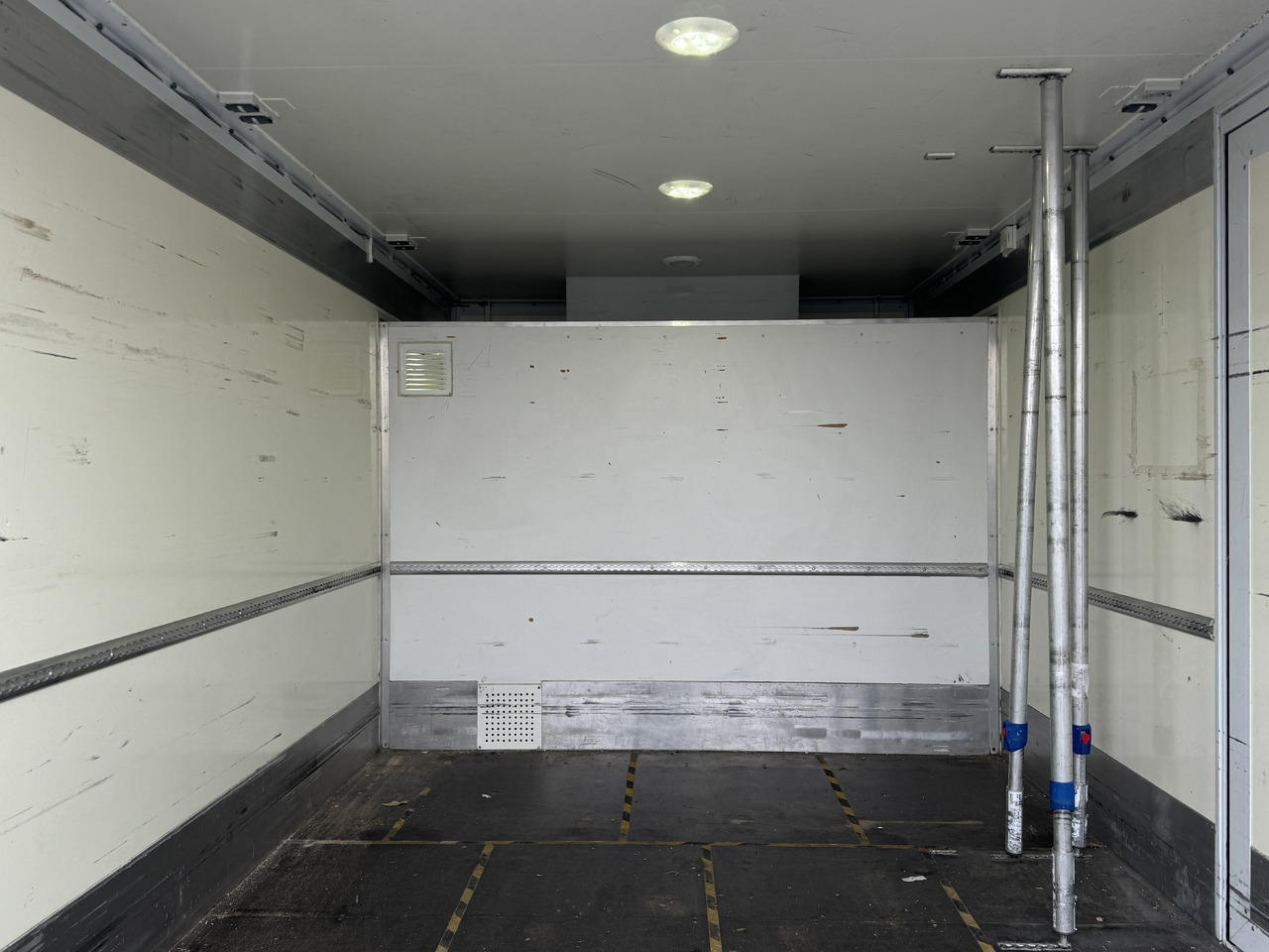 冷藏车 用于运输 食物 IVECO 80-190:图8 冷藏车 用于运输 食物 IVECO 80-190:图8