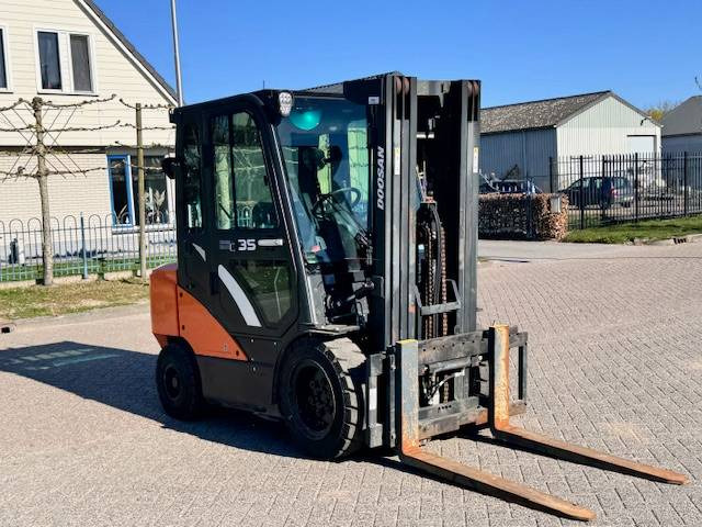Doosan D35c Pro-7 - 柴油叉车:图4 Doosan D35c Pro-7 - 柴油叉车:图4