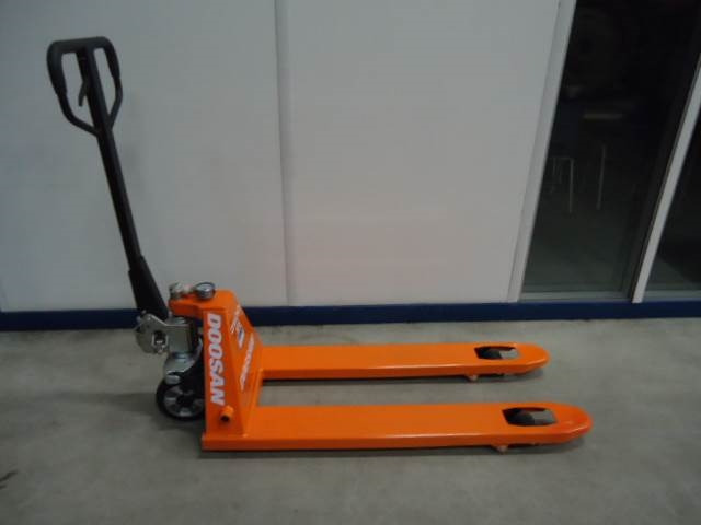 Doosan Pallettruck - 码垛车:图1 Doosan Pallettruck - 码垛车:图1