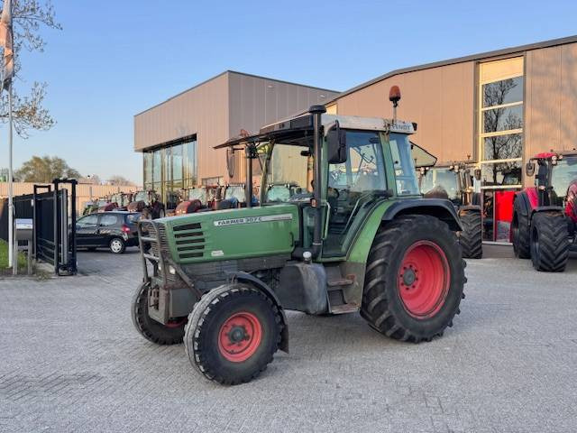 Fendt 307c 2wd - 拖拉机:图2 Fendt 307c 2wd - 拖拉机:图2