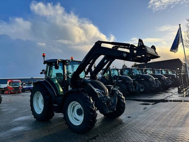 Valtra G115 hitech, 1625 uur, G4 voorlader! - 拖拉机:图5 Valtra G115 hitech, 1625 uur, G4 voorlader! - 拖拉机:图5