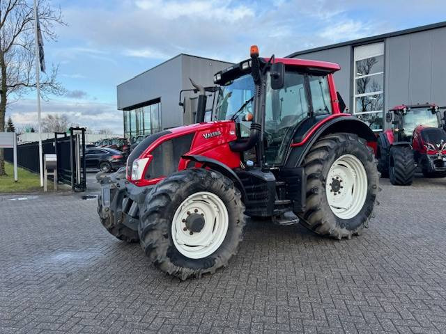 Valtra N123 Hitech5 - 拖拉机:图3 Valtra N123 Hitech5 - 拖拉机:图3