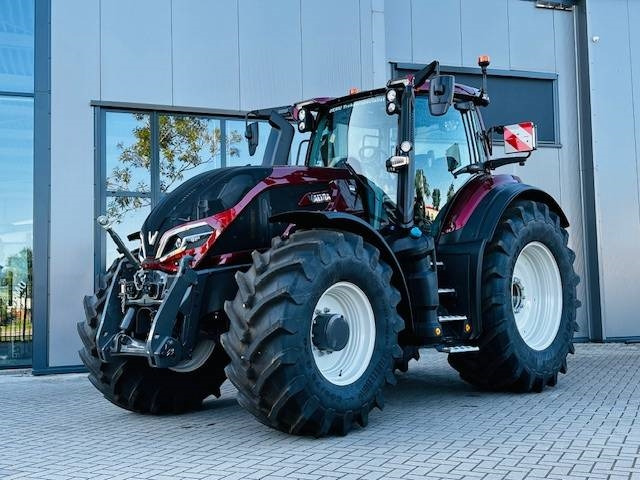 Valtra Q305 DEMO Super Compleet! - 拖拉机:图1 Valtra Q305 DEMO Super Compleet! - 拖拉机:图1