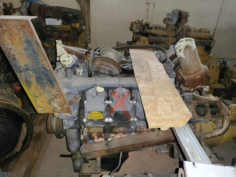 Deutz CD 2015 V08 - 发动机 适用于 建筑机械:图1 Deutz CD 2015 V08 - 发动机 适用于 建筑机械:图1