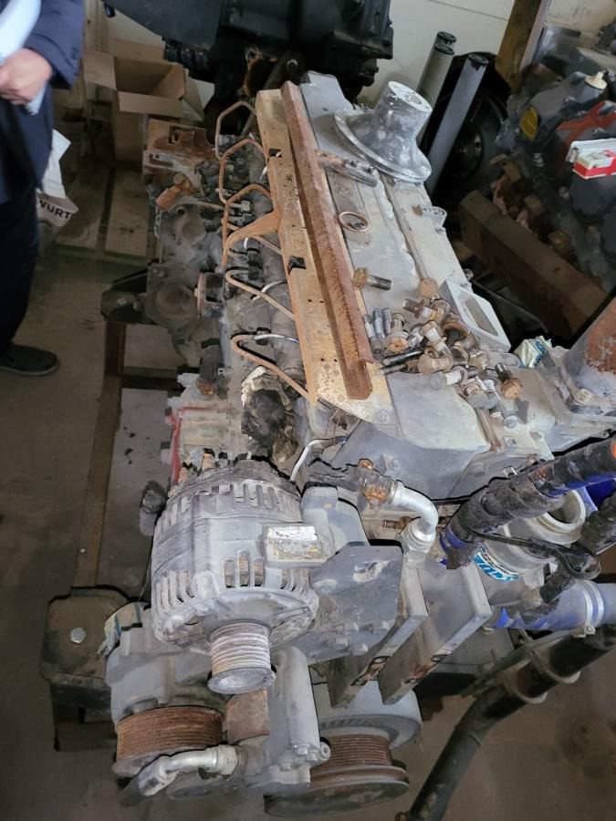 Deutz TCD 2013 L06 2V 243 HP - 发动机 适用于 建筑机械:图2 Deutz TCD 2013 L06 2V 243 HP - 发动机 适用于 建筑机械:图2