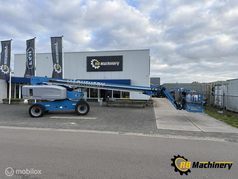 Genie S-85 - 伸缩臂:图3 Genie S-85 - 伸缩臂:图3