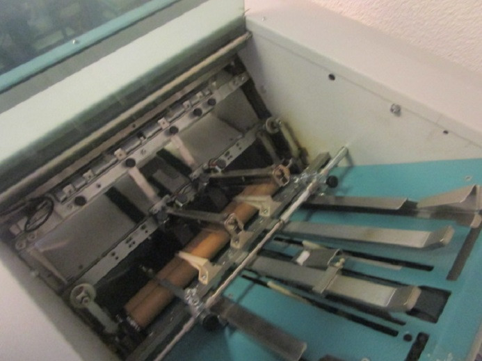 FALZ- UND HEFTMASCHINE NAGEL FOLDNAK 8 MIT TRIMMER - 折页机:图3 FALZ- UND HEFTMASCHINE NAGEL FOLDNAK 8 MIT TRIMMER - 折页机:图3