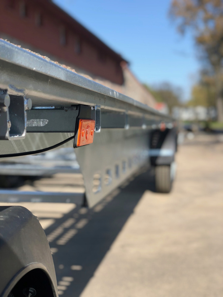 PRZYCZEPA LAWETA DO AUT DŁUŻYCA OBROTNICA 8,5M / CAR TRANSPORTER TRAILER WITH ROTARY 8.5M - 自动转运拖车:图5 PRZYCZEPA LAWETA DO AUT DŁUŻYCA OBROTNICA 8,5M / CAR TRANSPORTER TRAILER WITH ROTARY 8.5M - 自动转运拖车:图5