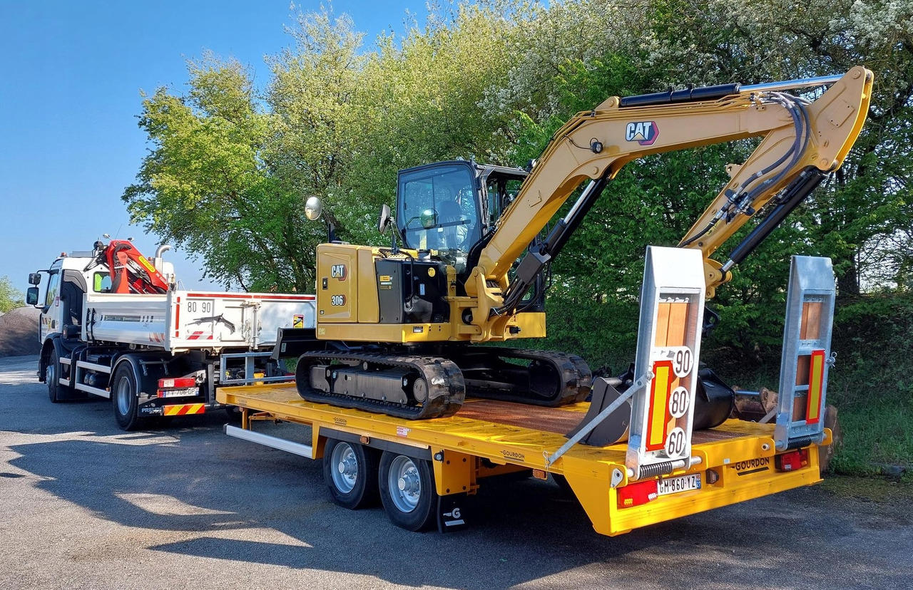 PRZYCZEPA POD KOPARKĘ MINI - MIDI ŁADOWNOŚĆ 8 580 KG GOURDON PEB111 / MINI - MIDI EXCAVATOR TRAILER WITH PAYLOAD 8,580 KG GOURDON PEB111 - 工程机械拖车:图2 PRZYCZEPA POD KOPARKĘ MINI - MIDI ŁADOWNOŚĆ 8 580 KG GOURDON PEB111 / MINI - MIDI EXCAVATOR TRAILER WITH PAYLOAD 8,580 KG GOURDON PEB111 - 工程机械拖车:图2