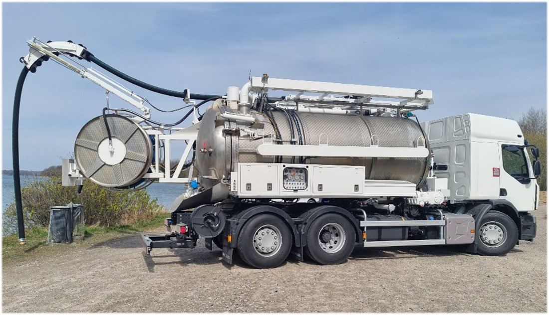 RENAULT D - Wide 6x2*4 - 真空车:图1 RENAULT D - Wide 6x2*4 - 真空车:图1
