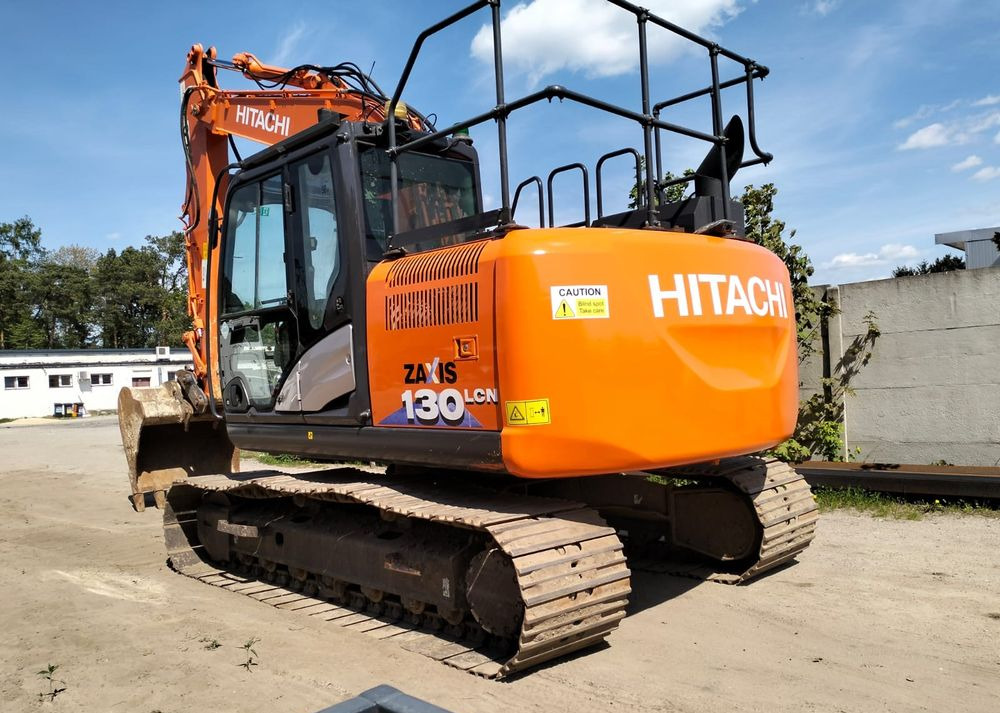 Hitachi ZX130 LCN-6 - 履带式挖掘机:图4 Hitachi ZX130 LCN-6 - 履带式挖掘机:图4