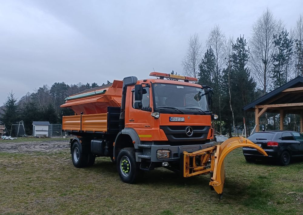 Mercedes-Benz Axor 1824 - 除雪车:图4 Mercedes-Benz Axor 1824 - 除雪车:图4