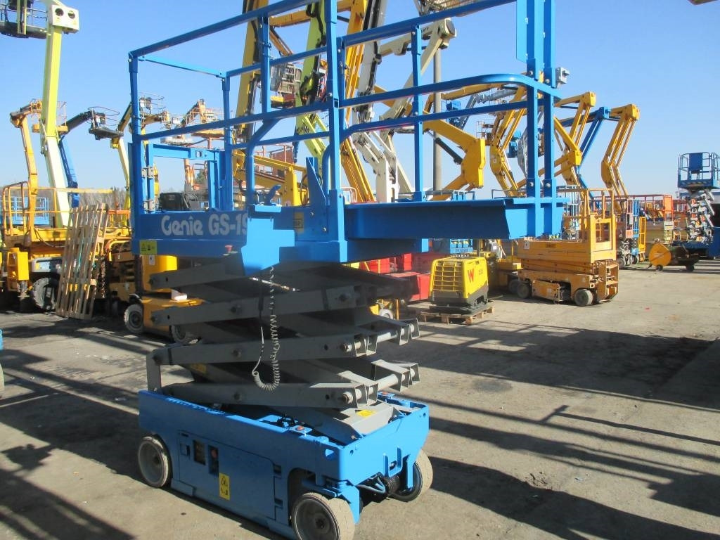 Genie GS 1932 - 剪式升降机:图4 Genie GS 1932 - 剪式升降机:图4