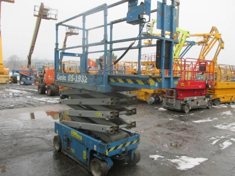Genie GS 1932 - 剪式升降机:图4 Genie GS 1932 - 剪式升降机:图4