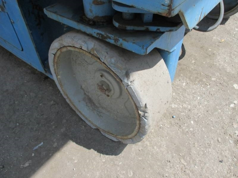 剪式升降机 Genie GS 3246:图11 剪式升降机 Genie GS 3246:图11