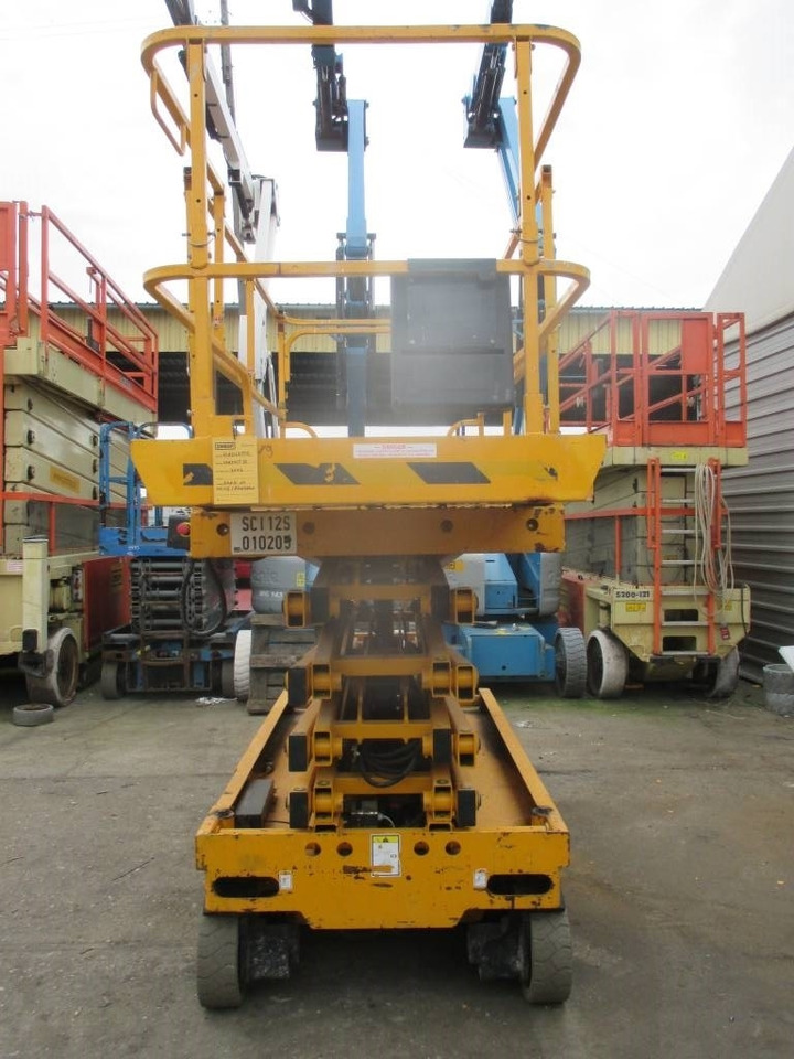 剪式升降机 Haulotte Compact 12:图7 剪式升降机 Haulotte Compact 12:图7