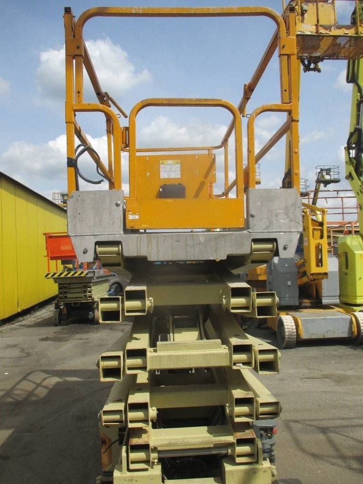 JLG 3246 ES - 剪式升降机:图3 JLG 3246 ES - 剪式升降机:图3