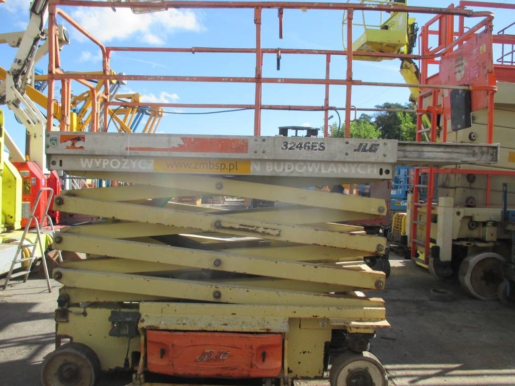 JLG 3246 ES - 剪式升降机:图5 JLG 3246 ES - 剪式升降机:图5
