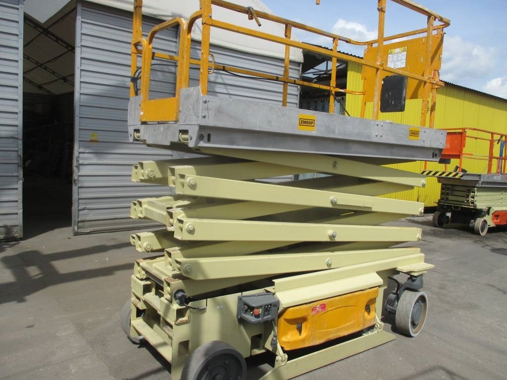 JLG 3246 ES - 剪式升降机:图2 JLG 3246 ES - 剪式升降机:图2