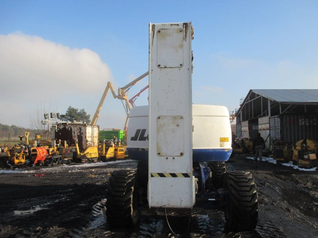 JLG 800 AJ - 铰接臂:图5 JLG 800 AJ - 铰接臂:图5