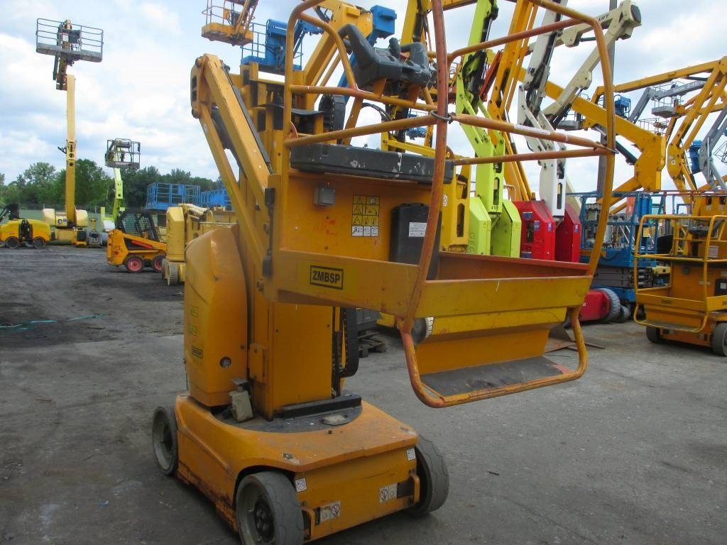 JLG Toucan 8 E - 垂直桅杆升降机:图4 JLG Toucan 8 E - 垂直桅杆升降机:图4